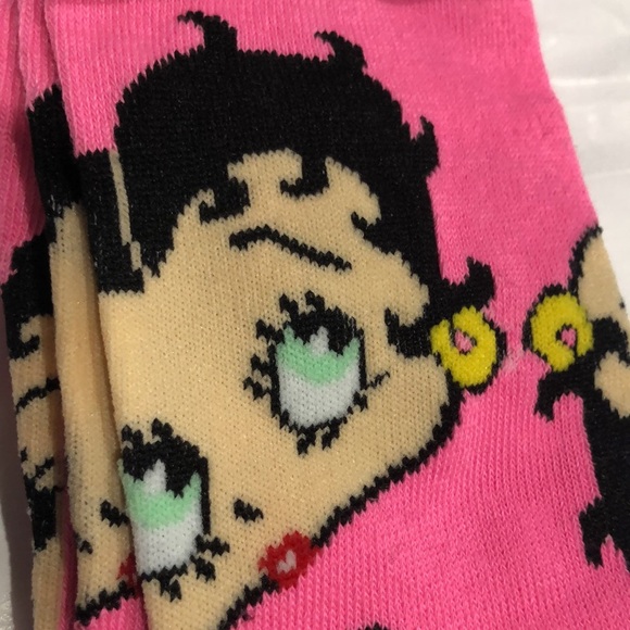 Betty Boop‎ pink betty boop image printed crew socks size 9-13 new - Picture 7 of 9